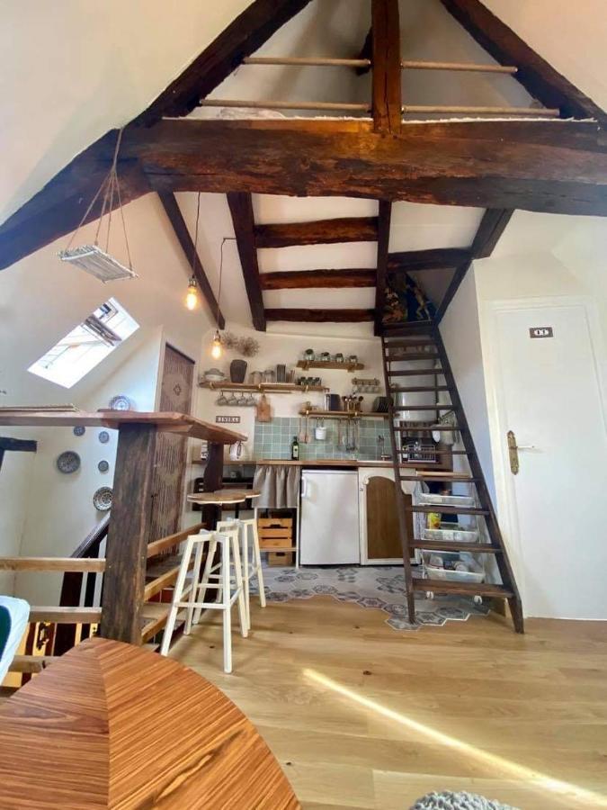 Bienvenue A Indra Apartment Vannes Luaran gambar